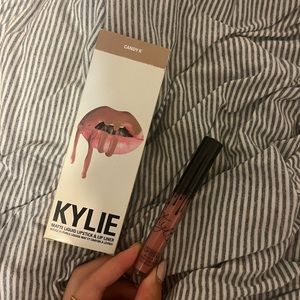 Kylie matte liquid lipstick